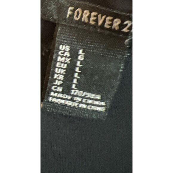 Forever 21 Black & White Geometric Print Sheer Long Sleeve Blouse Size L - Picture 5 of 5